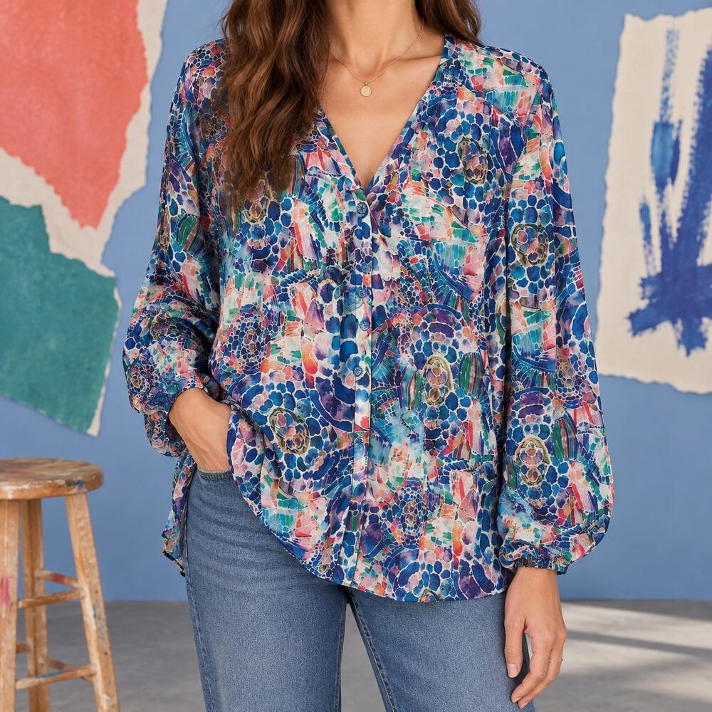 Sno Skins Blue Mosaic Floral Stretch Button Top XL Made in USA Art Teacher Artsy